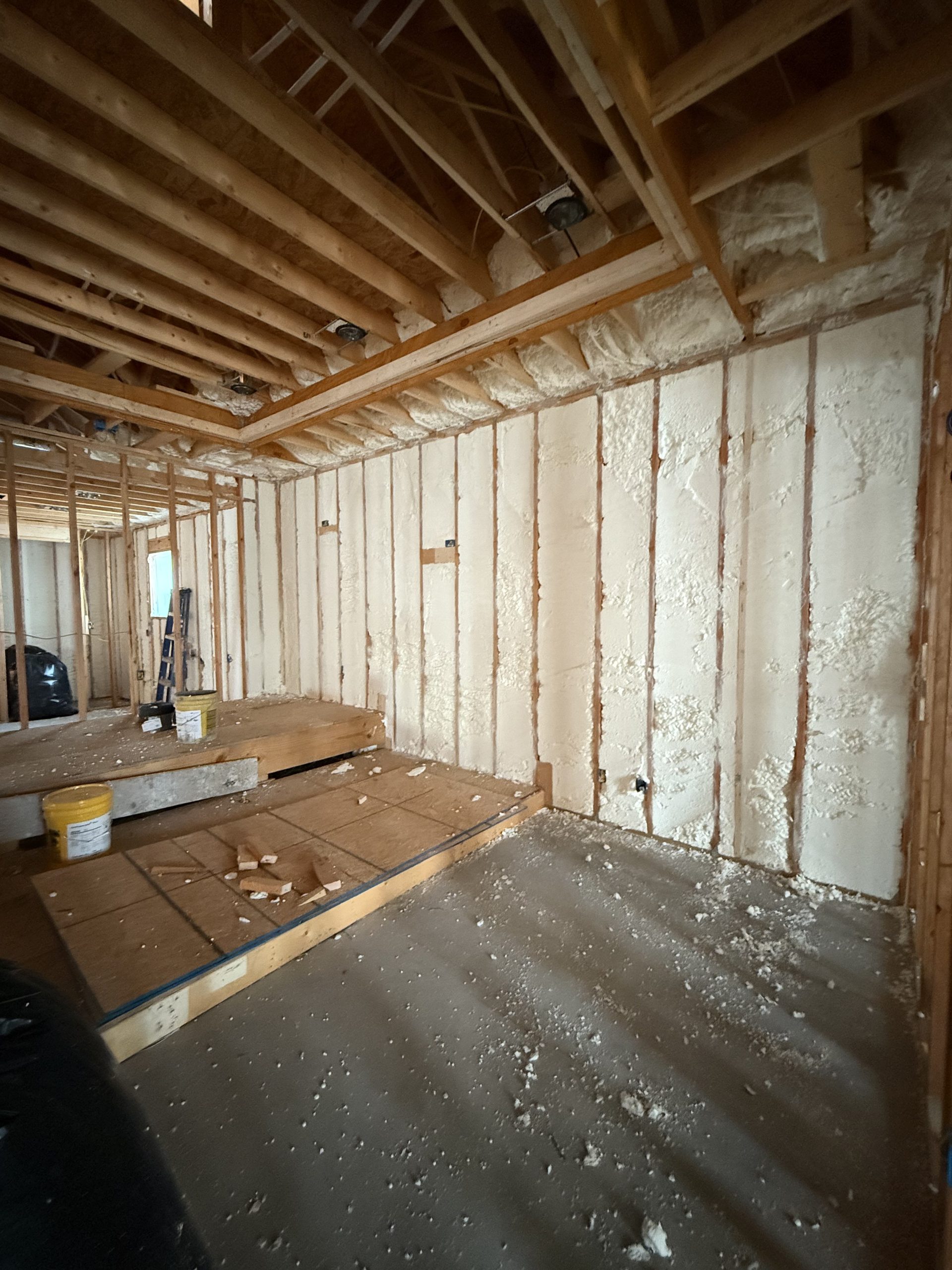Wall spray foam insulation